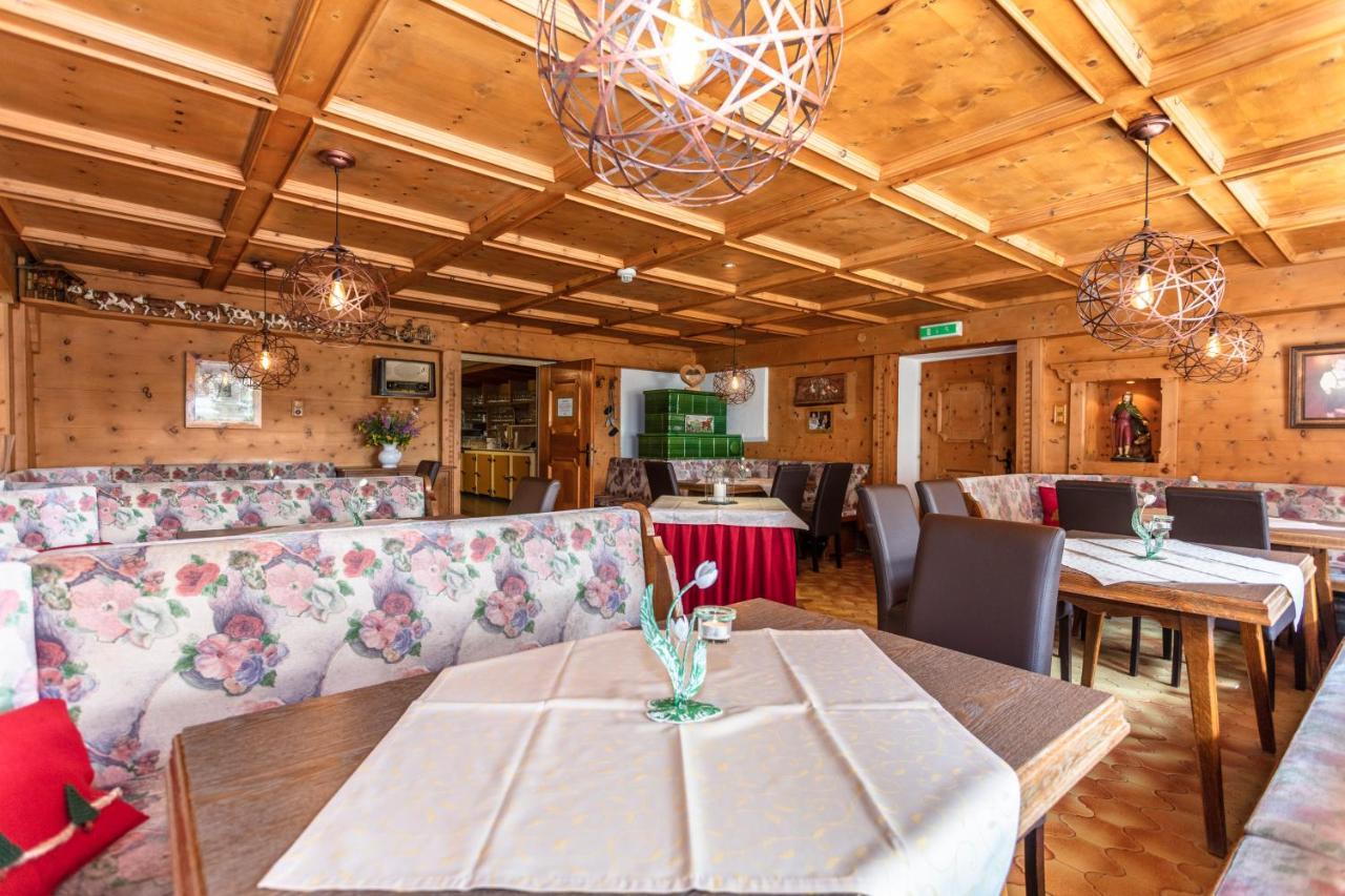 Gasthof Oberwirt Und Hotel Elisabeth 겔로스 외부 사진